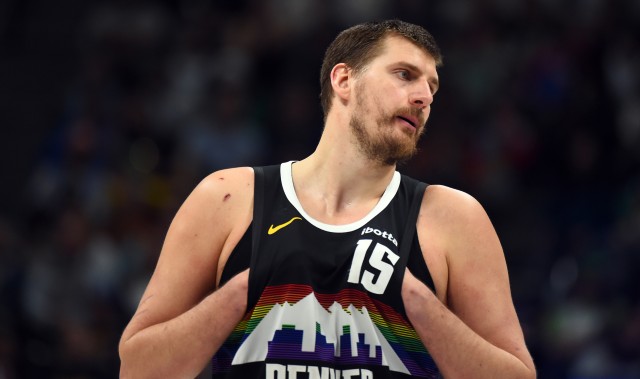 彩票-约基奇第7次得分&amp;篮板&amp;助攻&amp;抢断&amp;盖帽领跑两队 仅次于字母