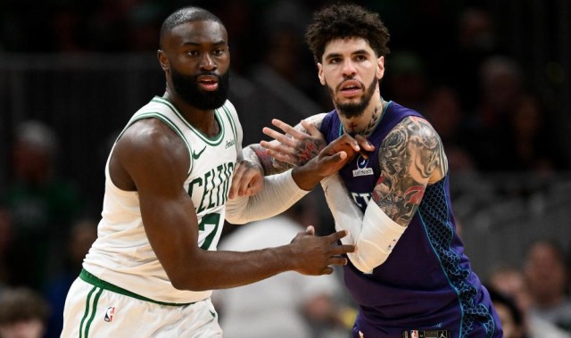 KAIYUN ET-克努佩尔20分德里克·怀特29分 黄蜂大胜凯尔特人